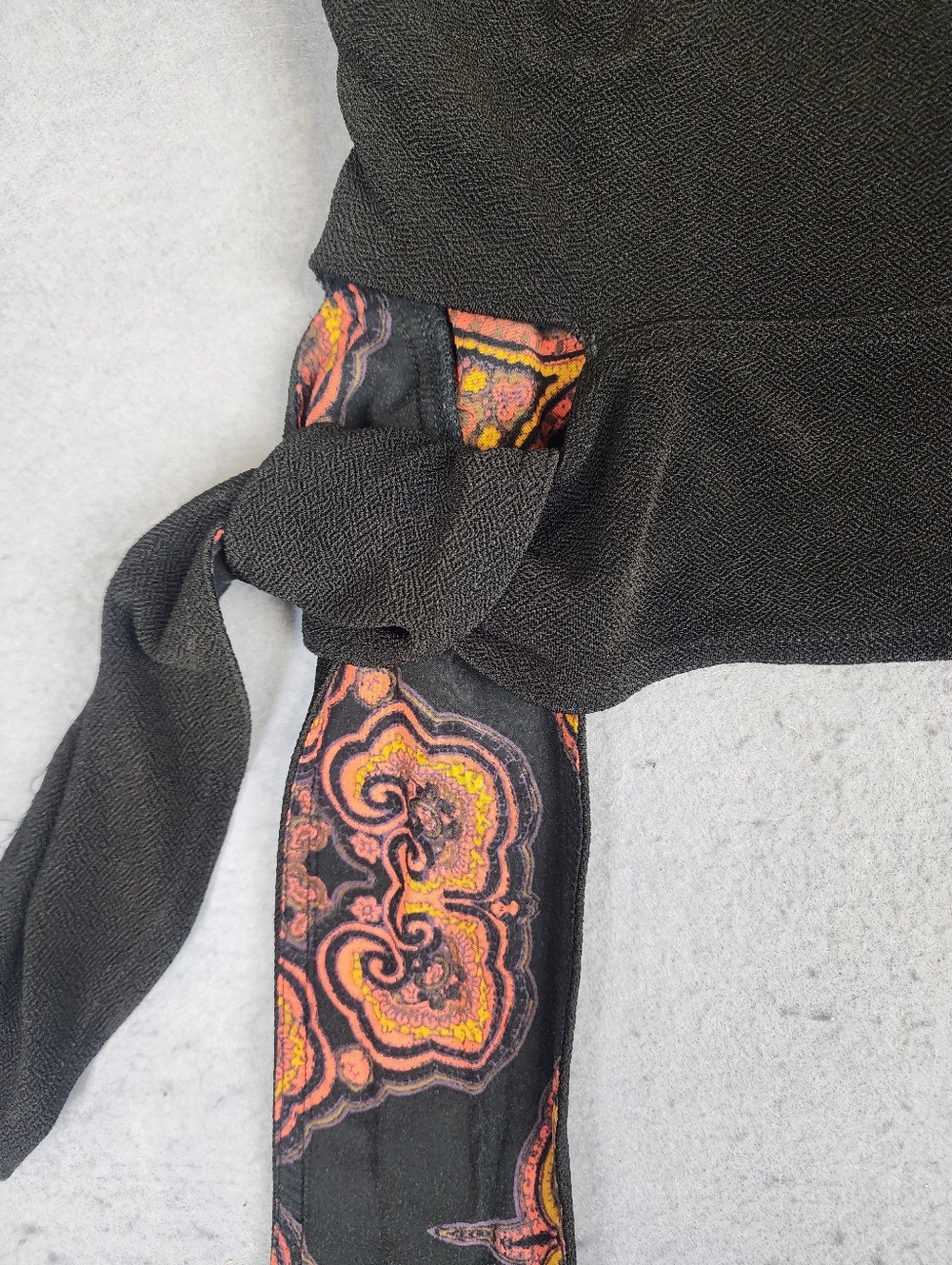 Free People Womens Black V-Neck  Crop Top with Patterned Tie Halter Small - Picture 3 of 11